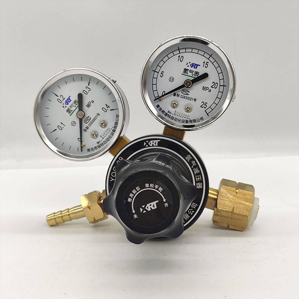 氫氣減壓器YQQ-09，0.4x25mpa.jpg