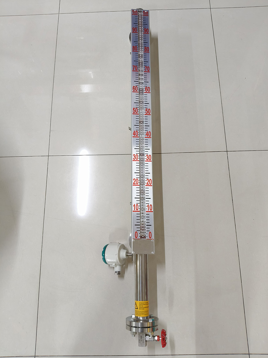 上海銘曼防爆磁翻板液位計(jì)，DN20凹面法蘭，200℃，密度0.76g.cm3，1米.jpg